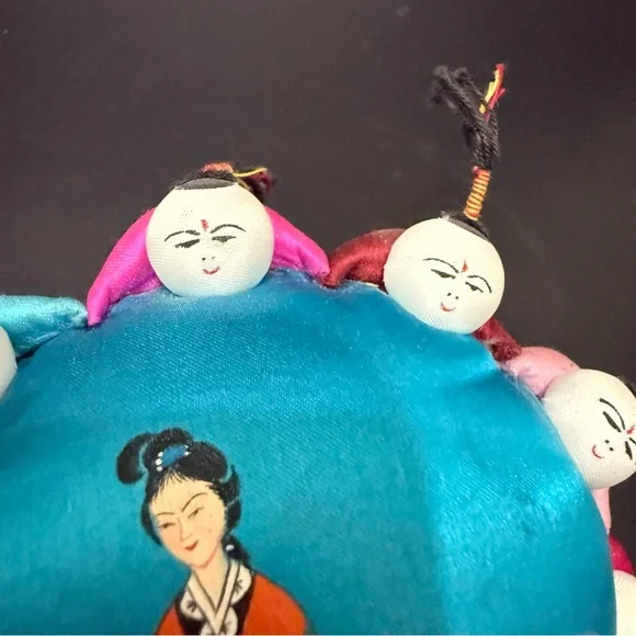 Vintage Handpainted Chinese Silk Round Pincushion Surrounded with 10 Cute Dolls - Picture 5 of 10